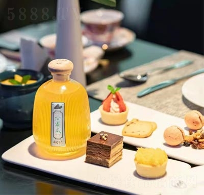 正典玻尿酸果酒預(yù)調(diào)酒飲料辦公室飲品招商代理微醺哈密瓜味