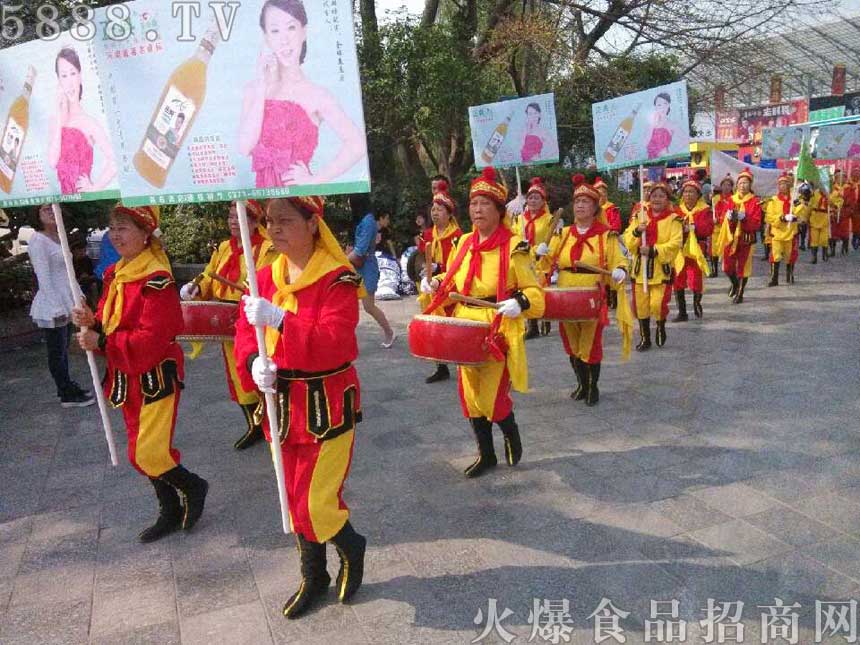 鑼鼓隊(duì)宣傳